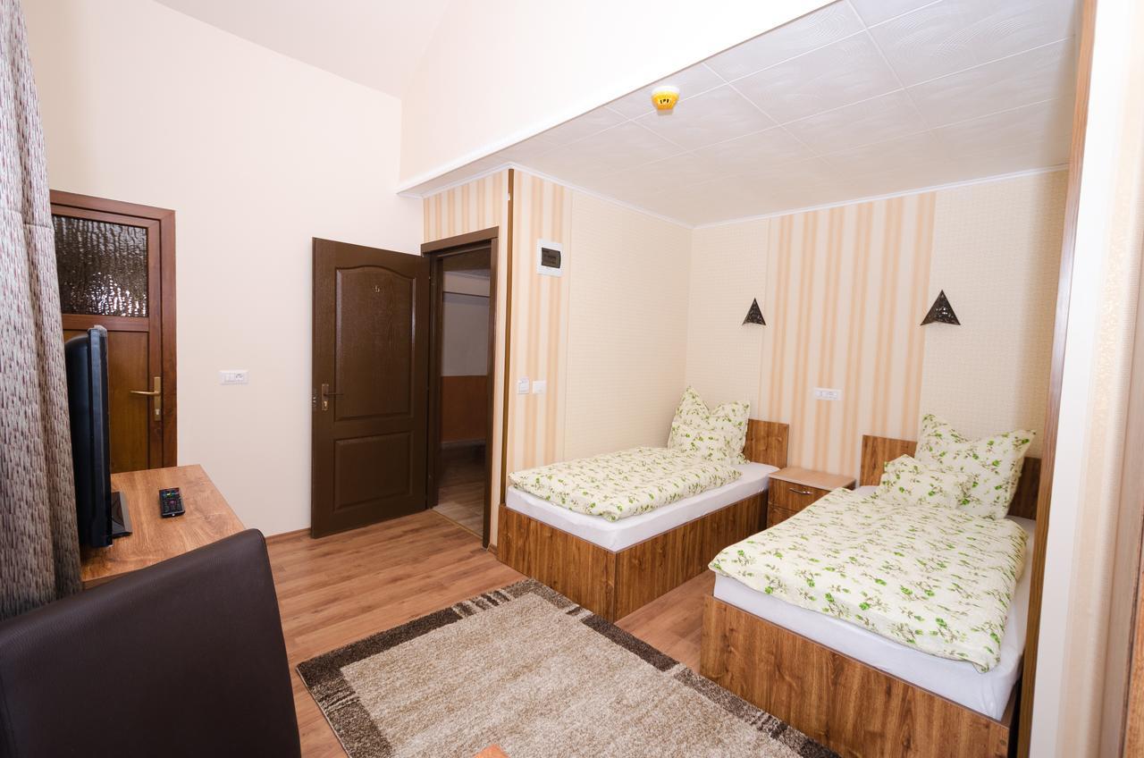 Camere-Apartament Steyna Alba Iulia Exterior photo